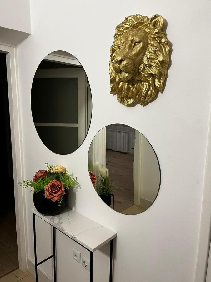 Apartman Gold Maris Appartement Karlovac Buitenkant foto